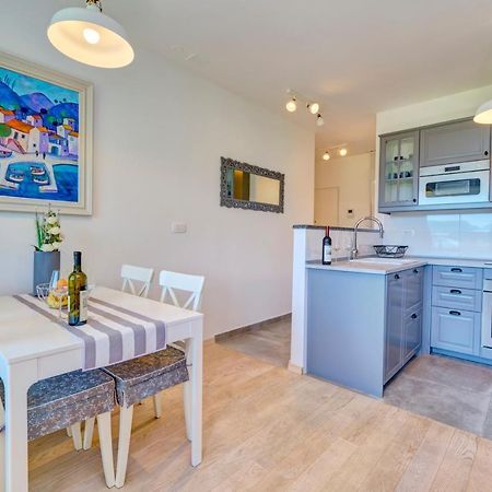 Luxury Seaside Apartment By Litto Split Exteriör bild