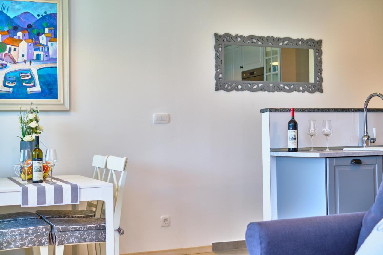 Luxury Seaside Apartment By Litto Split Exteriör bild