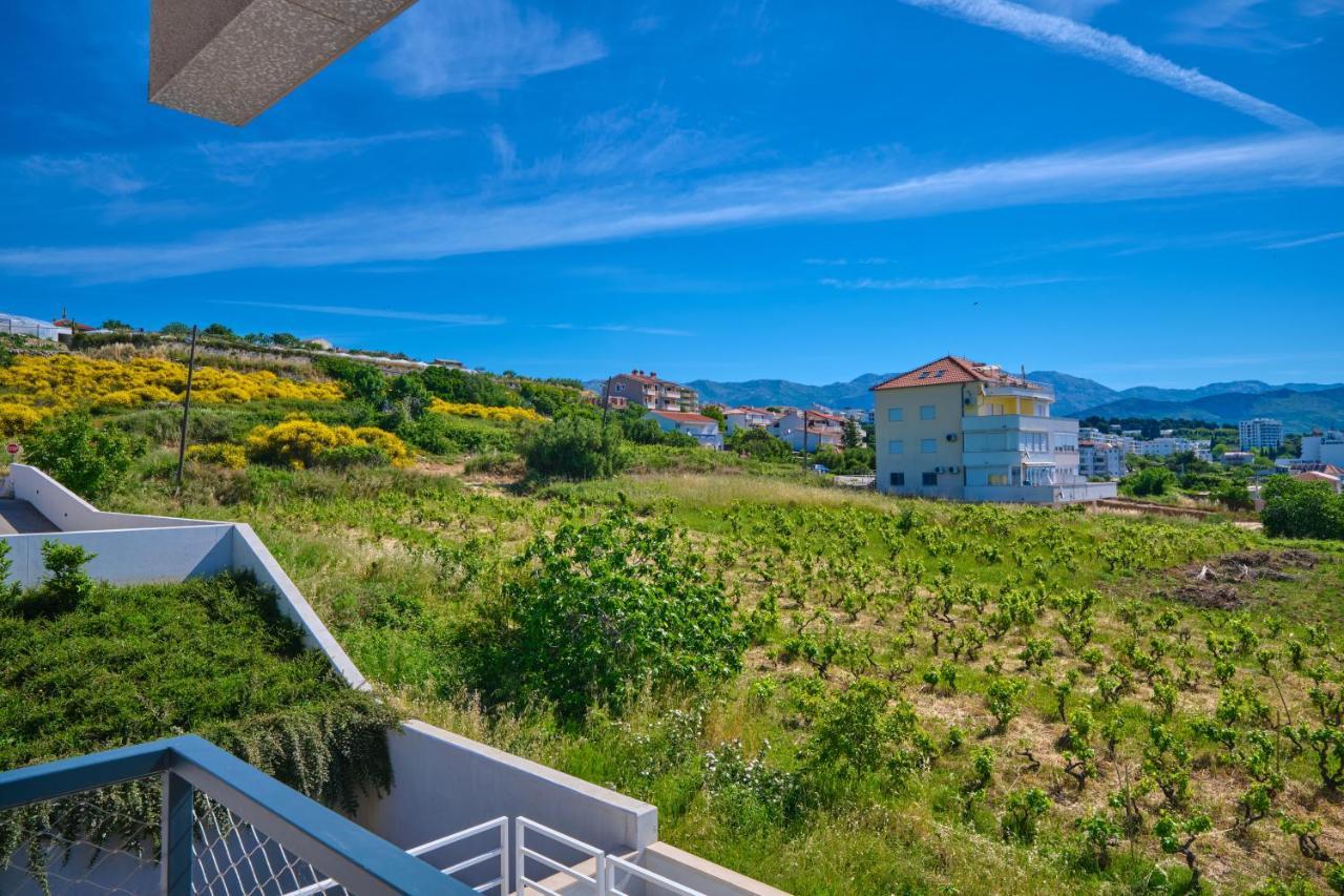 Luxury Seaside Apartment By Litto Split Exteriör bild